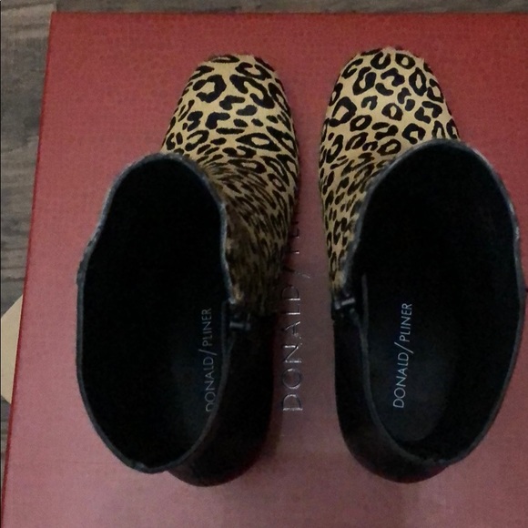 Donald Liner Booties - Picture 4 of 4